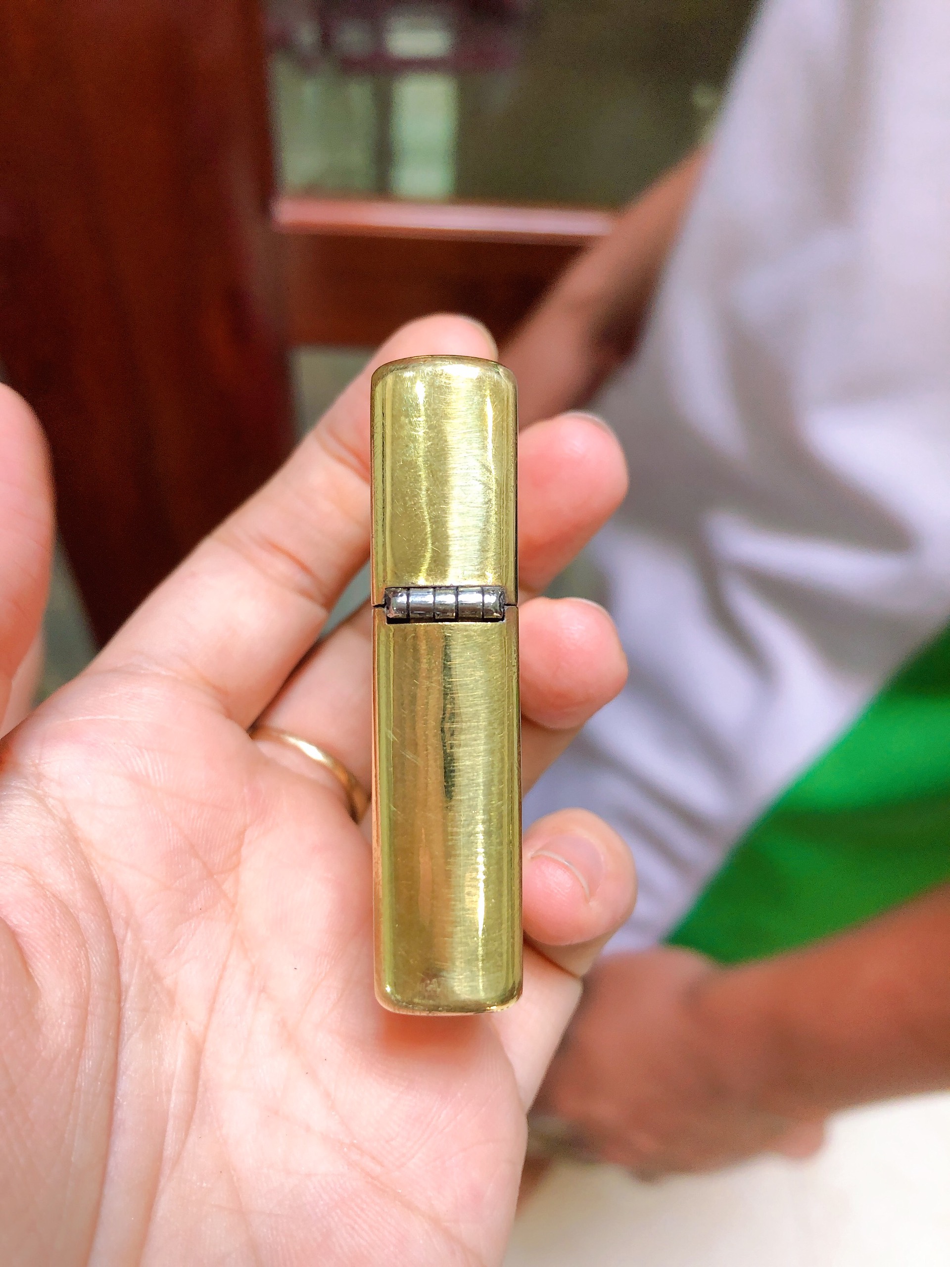 BẬT LỬA ZIPPO MỸ BRASS KHẮC ĂN MÒN TARAS BOULBA, ĐÁY LỒI - SẢN XUẤT 1993, Cam kết hàng chính hãng có giấy nhập khẩu giao kèm