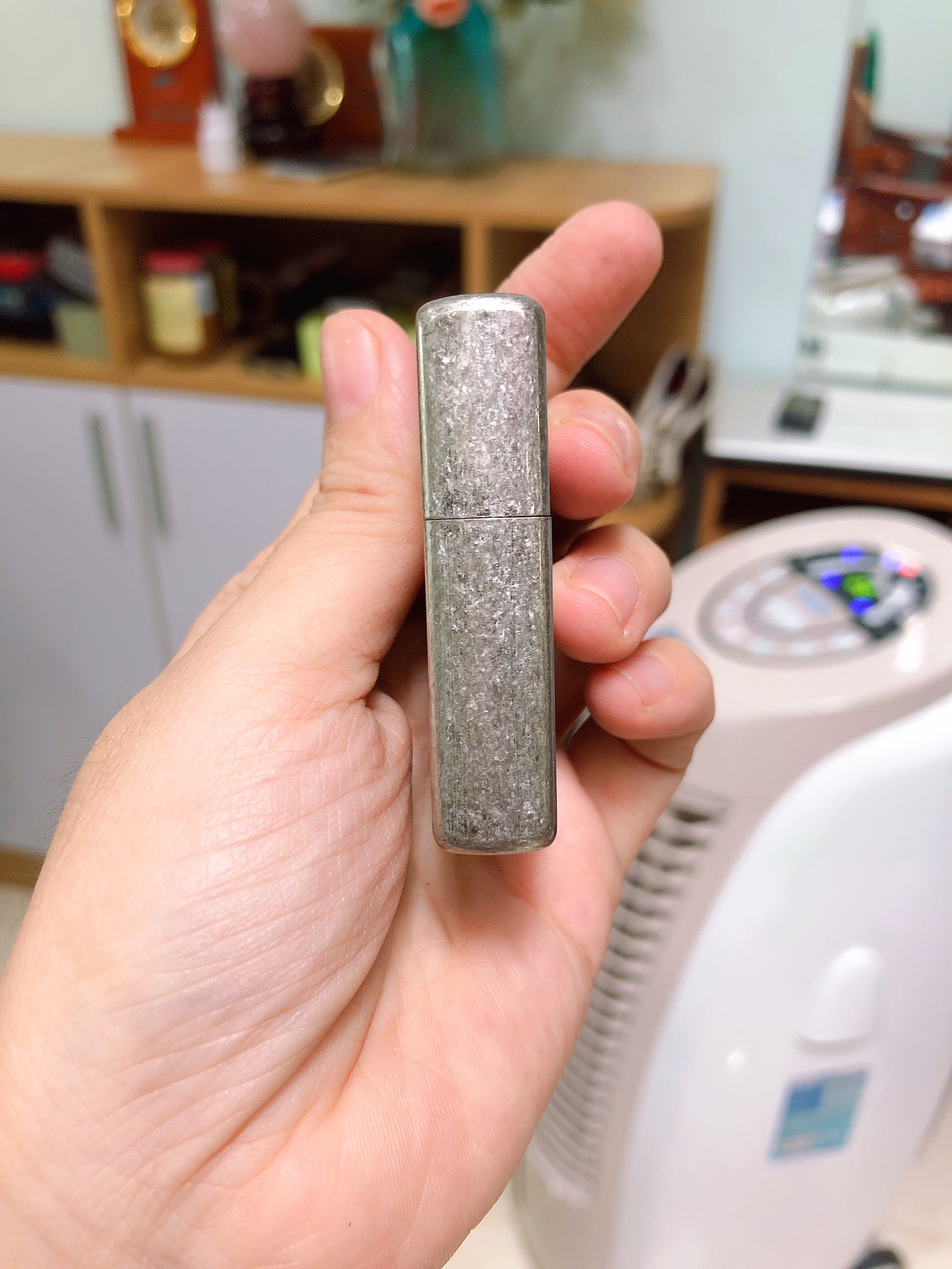 Bật Lửa Zippo Khắc Chìm U.S ARMY Bạc Giả Cổ