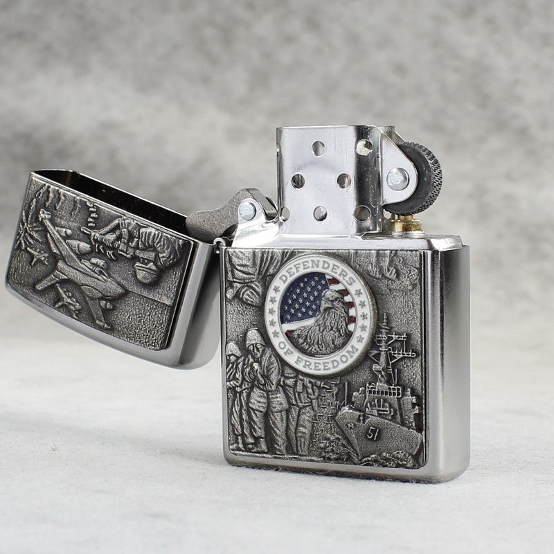 Bật lửa Zippo Mỹ Street Eblem đắp nổi Lính Mỹ mã 24457, Hàng chính hãng