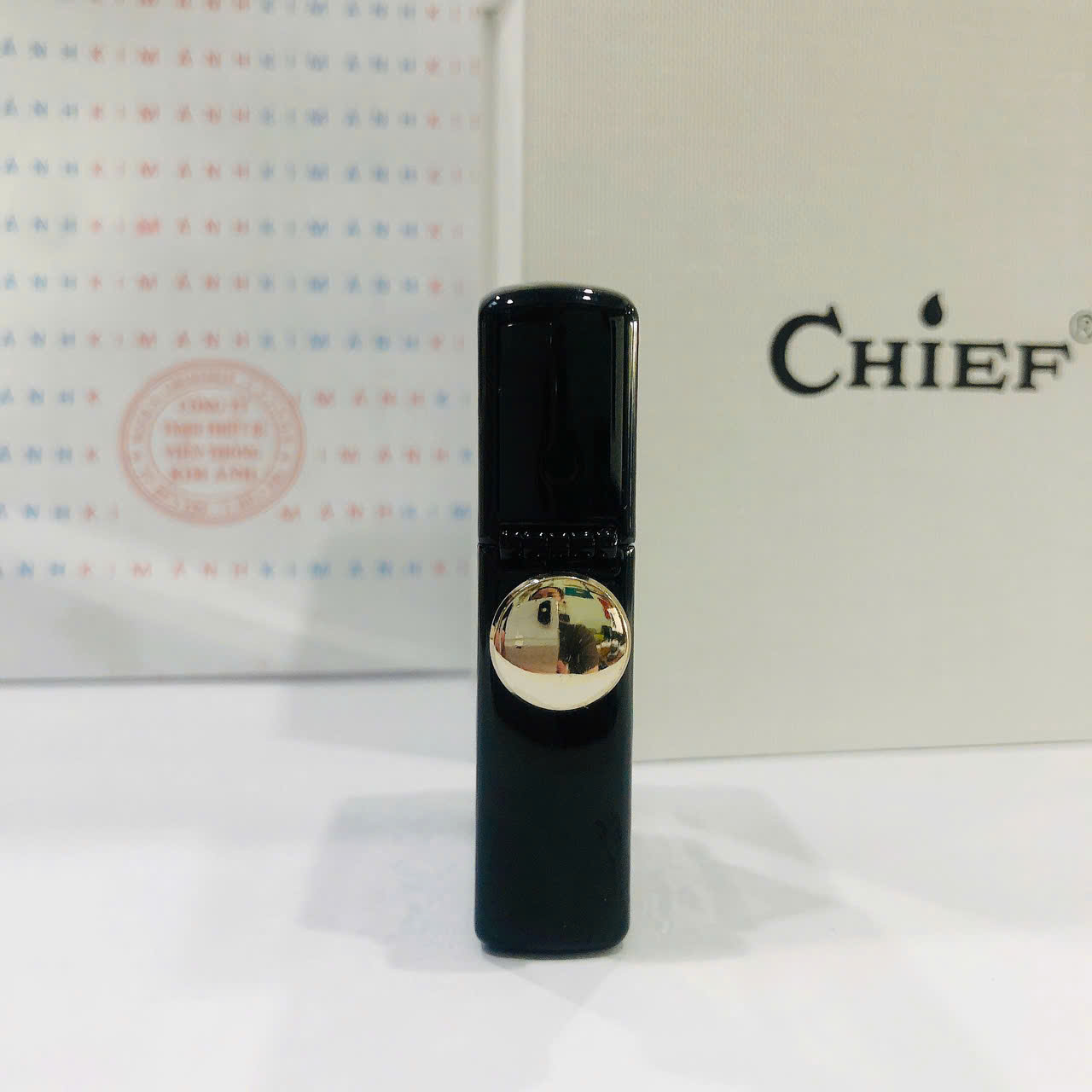 Bật lửa CHIEF chính hãng xoay 360 độ chủ đề Nhăn Nhó, Kim Ánh nhập hàng chính hãng vỏ bằng đồng