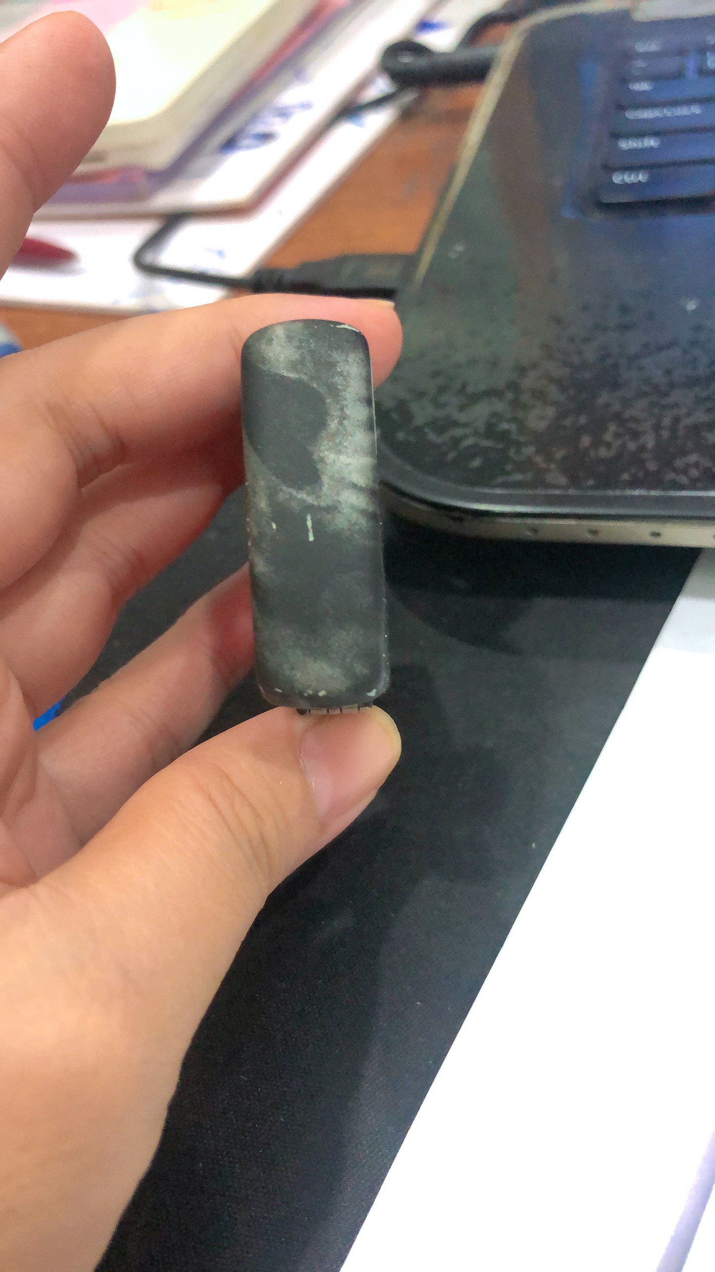 Bật lửa Zippo Mỹ sơn tĩnh điện màu đen mẫu đầu lâu huyền bí, Hàng chính hãng