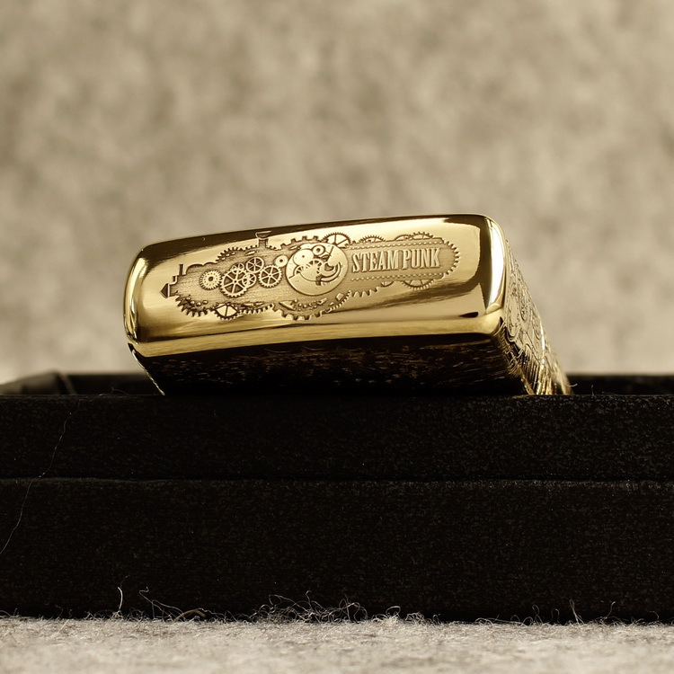 BẬT LỬA ZIPPO AMORR VỎ DÀY KHẮC ĂN MÒN 5 MẶT SƯ TỬ MẮT HOA MÀU VÀNG- VỎ ĐỒNG CÓ TEM ĐỎ