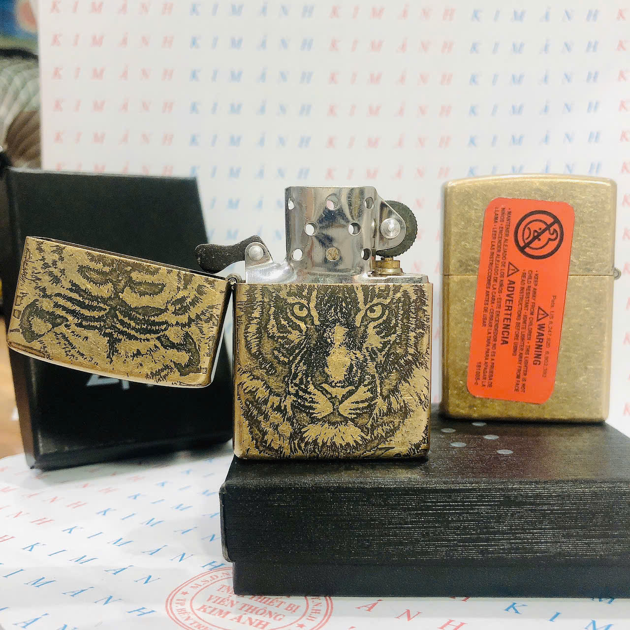 Bật lửa, hộp quẹt ZIPPO chủ đề Đầu Hổ giả cổ, Kim Ánh nhập hàng cao cấp vỏ bằng đồng có tem đỏ