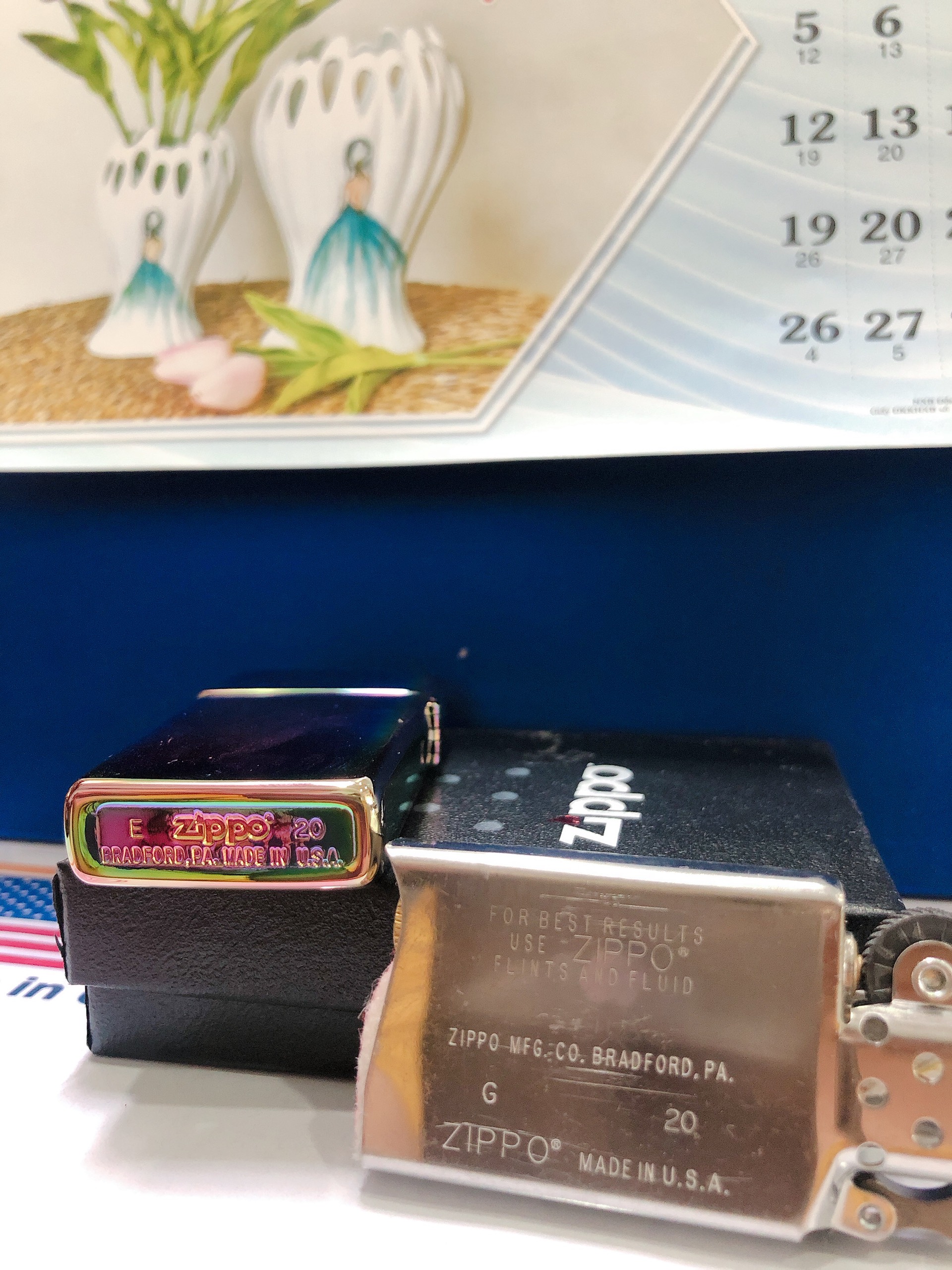 Bật lửa Zippo Mỹ Slim high polish chrome mã 20493ZL Màu Tím Titan, Mộc ngược, Hàng chính hãng