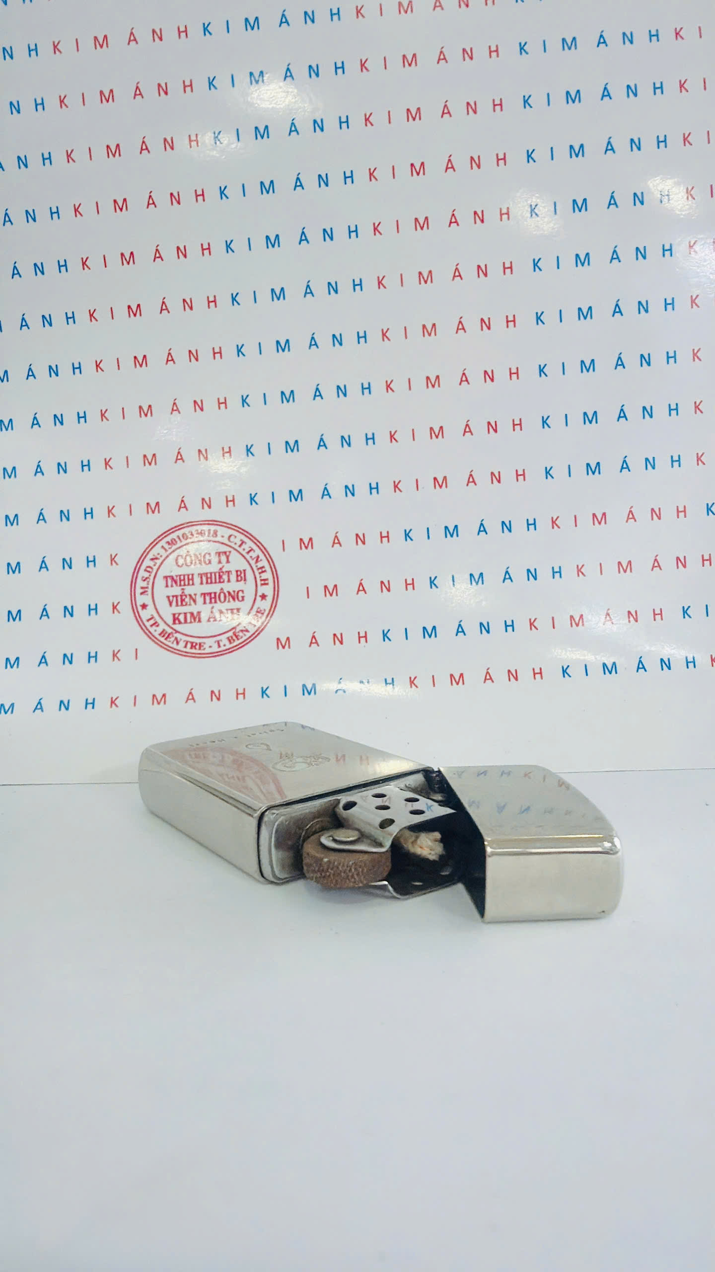 Bật lửa Zippo Slim Mỹ chủ để Trái Tim, hàng chính hãng có giấy Hải quan gửi kèm đơn hàng