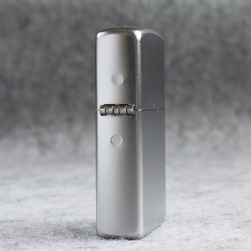 Bật lửa, hộp quẹt Zippo Mỹ Satin Chrome (mã 250) vân nhám chống trầy , hàng chính hãng  có giấy Hải Quan kèm đơn hàng