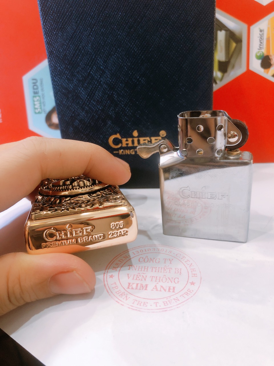 Bật lửa Chief đồng nguyên chất có Nút Xoay chủ đề Cóc Thiềm Thừ ( Cóc ngậm ngọc) - Màu Vàng