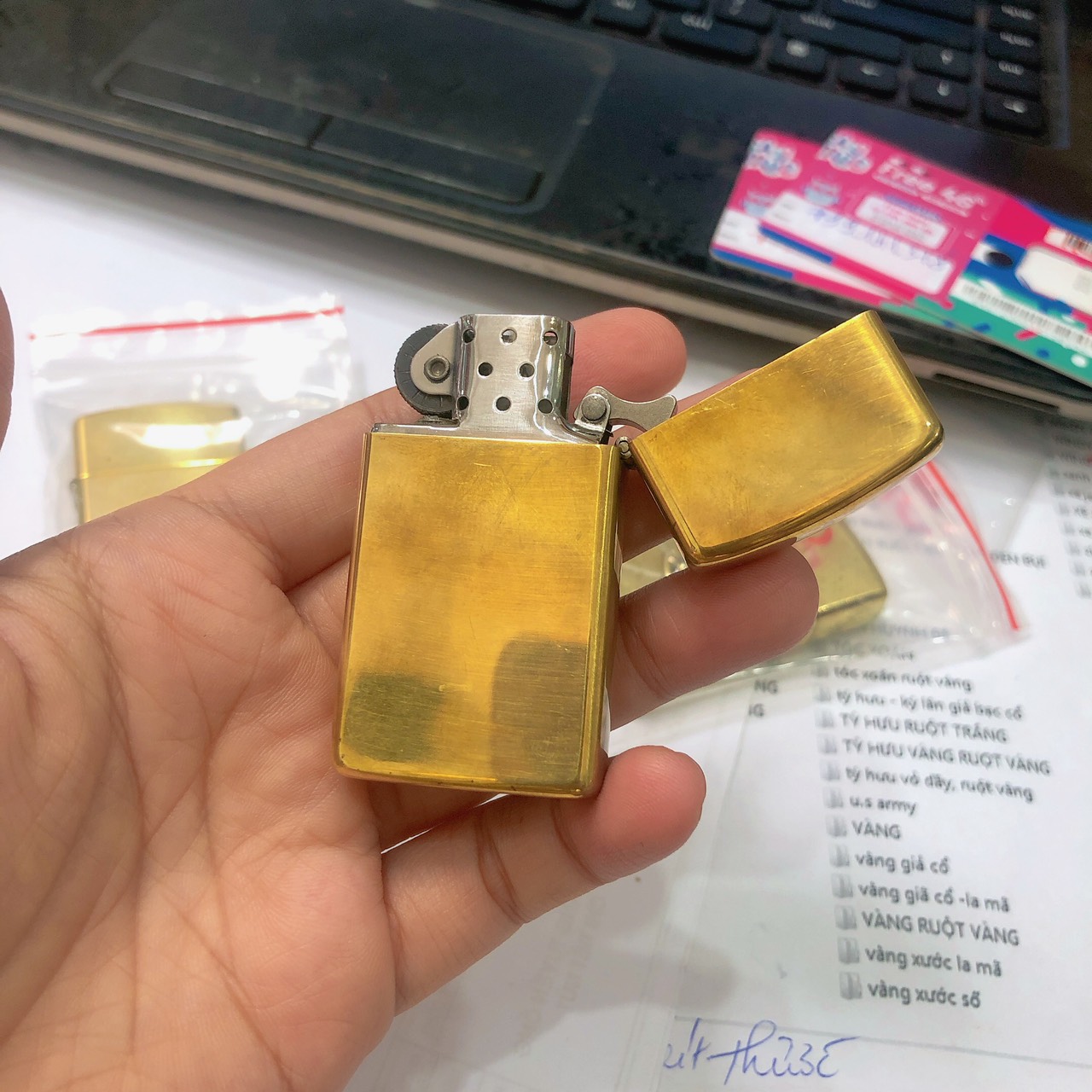 Bật lửa Zippo Mỹ Slim Brass Chu niên 32-89  Play trơn đơn giản, Hàng chính hãng