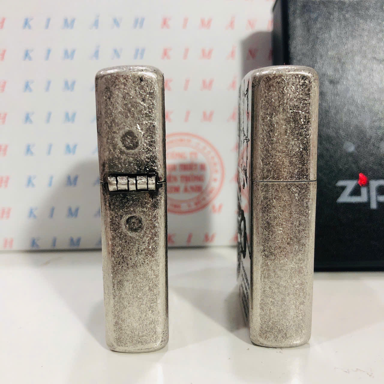 Bật lửa, hộp quẹt ZIPPO chủ đề Tề Thiên giả cổ, Kim Ánh nhập hàng cao cấp vỏ bằng đồng có dán tem đỏ