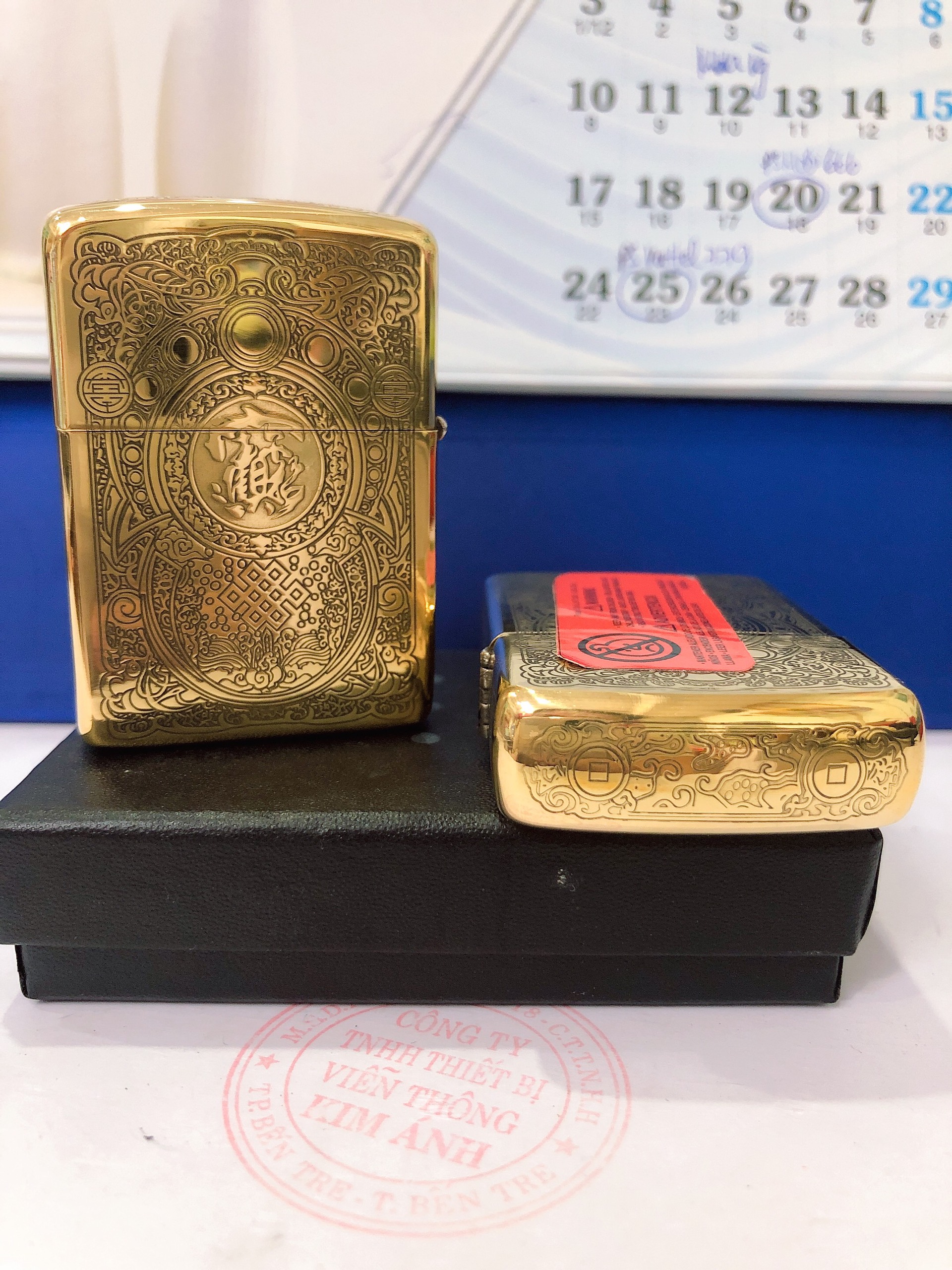 Bật lửa Zippo Armor vỏ dầy mẫu Tỳ Hưu Khắc Chìm 5 Mặt  Màu Vàng -  Vỏ đồng - Có Tem đỏ