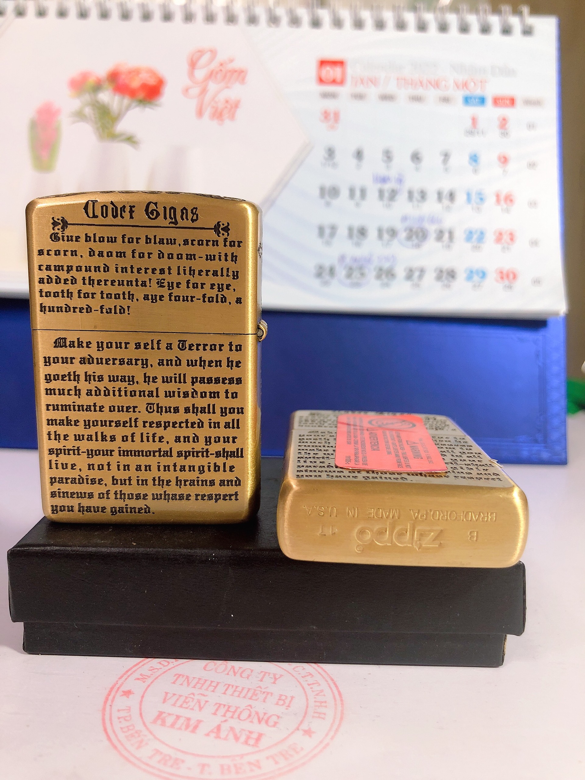 Bật Lửa Zippo Khắc ăn mòn chữ BEAST Kiếm, có tem đỏ