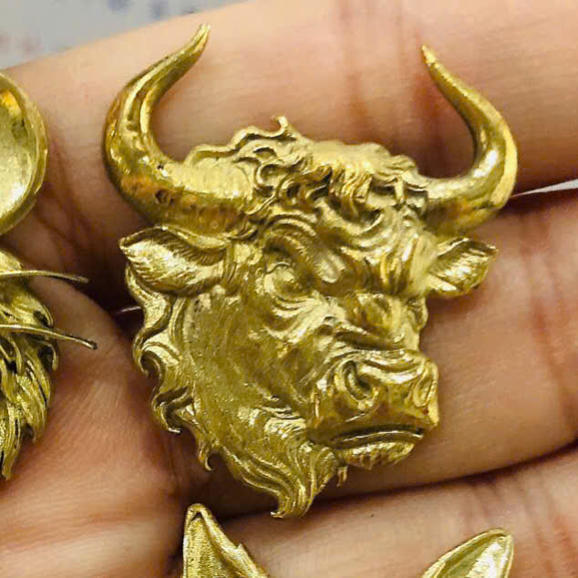 Eblem dán trang trí Zippo chủ đề 12 con giáp, chất liệu hợp đồng nguyên chất, hàng chuẩn zin Mỹ