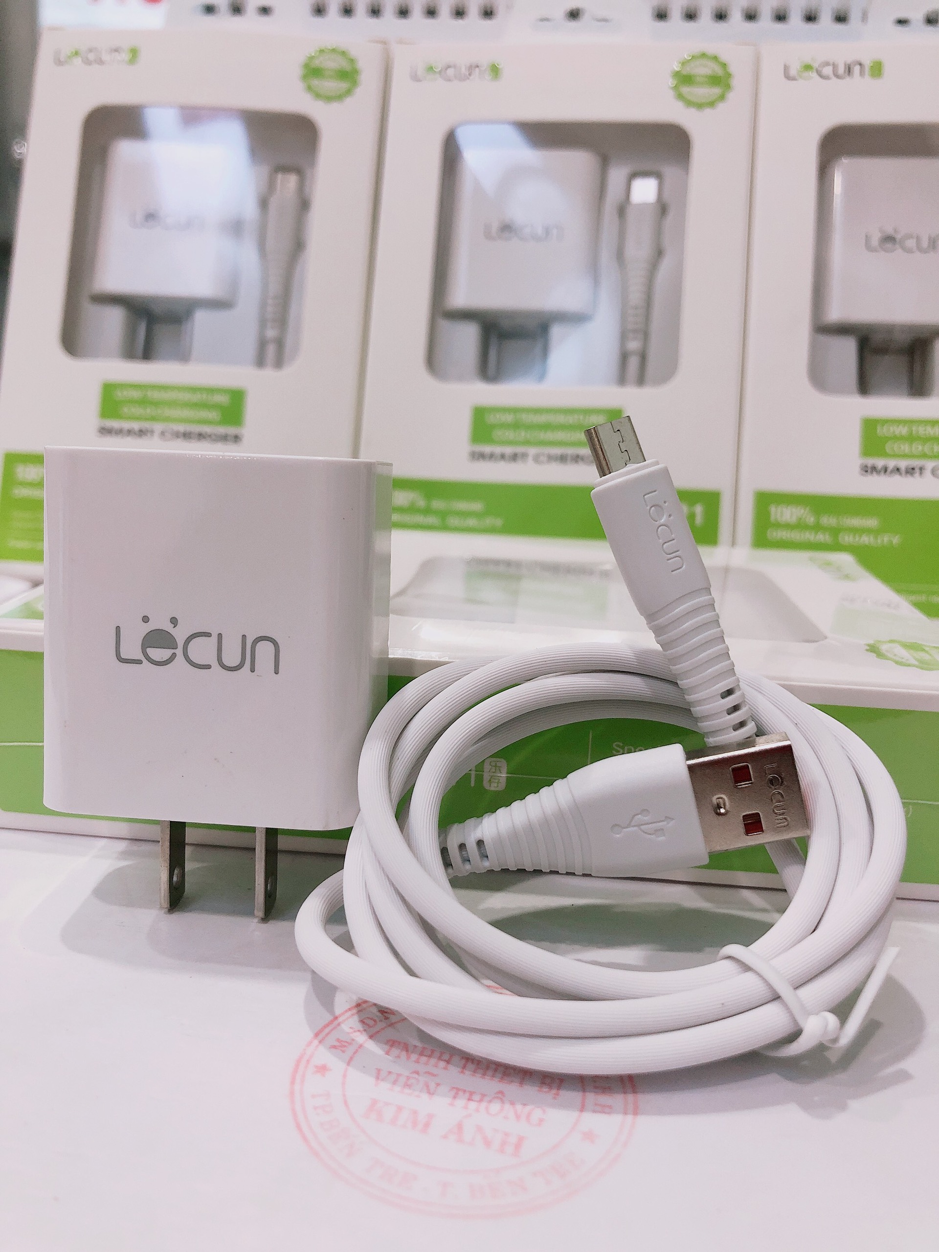 V8-Bộ sạc Lecun C21, dòng điện 2.1A, chuôi V8/ Micro