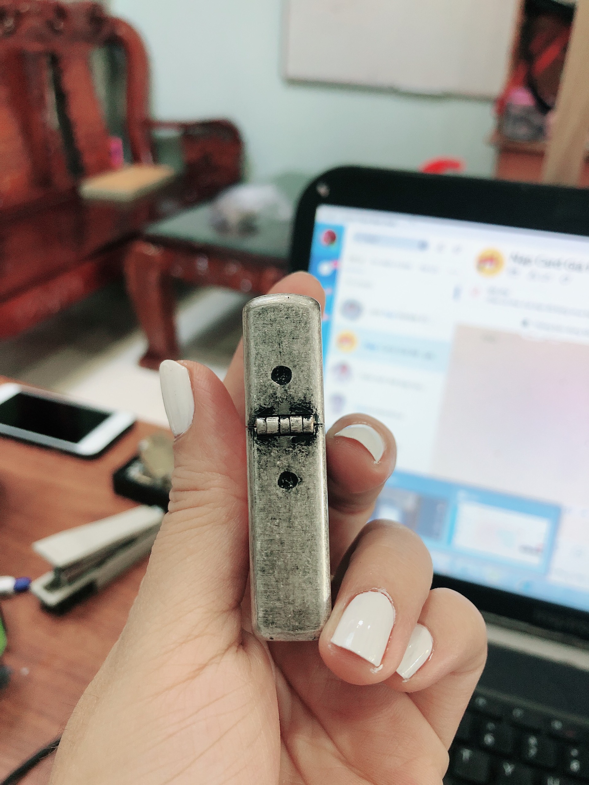 BẬT LỬA ZIPPO BẠC GIẢ CỔ THUẬN BUỒM XUÔI GIÓ -HỘP QUẸT ZIPPO