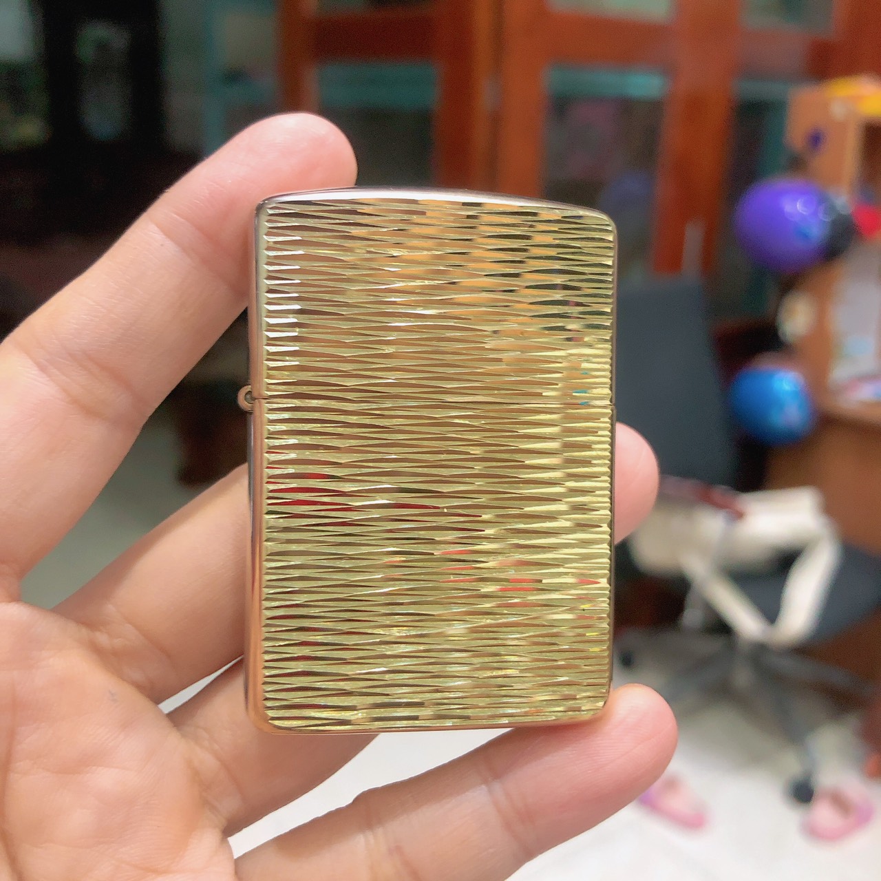 Bật lửa, hộp quẹt Zippo Mỹ Brass Armor Brass Wave làn sóng 2 mặt, Hàng chính hãng