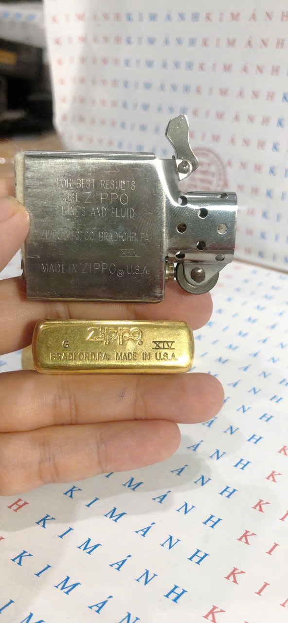 Hộp quẹt Zippo Mỹ BOSS COFFEE Brass đồng, XIV la mã sản xuất 1998, Hàng chính hãng