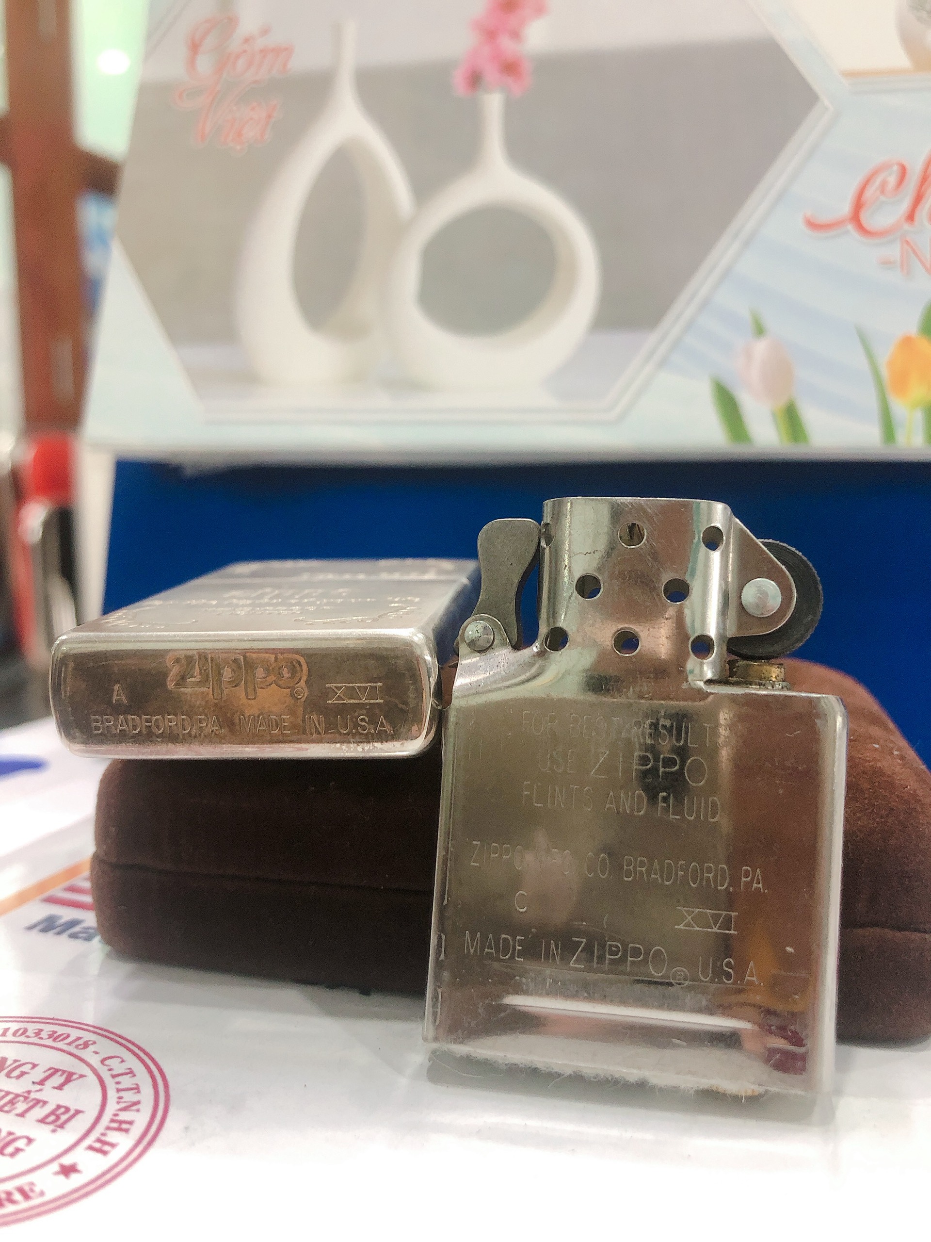 Bật lửa Zippo Mỹ Lacke Bạc khắc ăn mòn full nắp Sine 1932 Hàng chính hãng