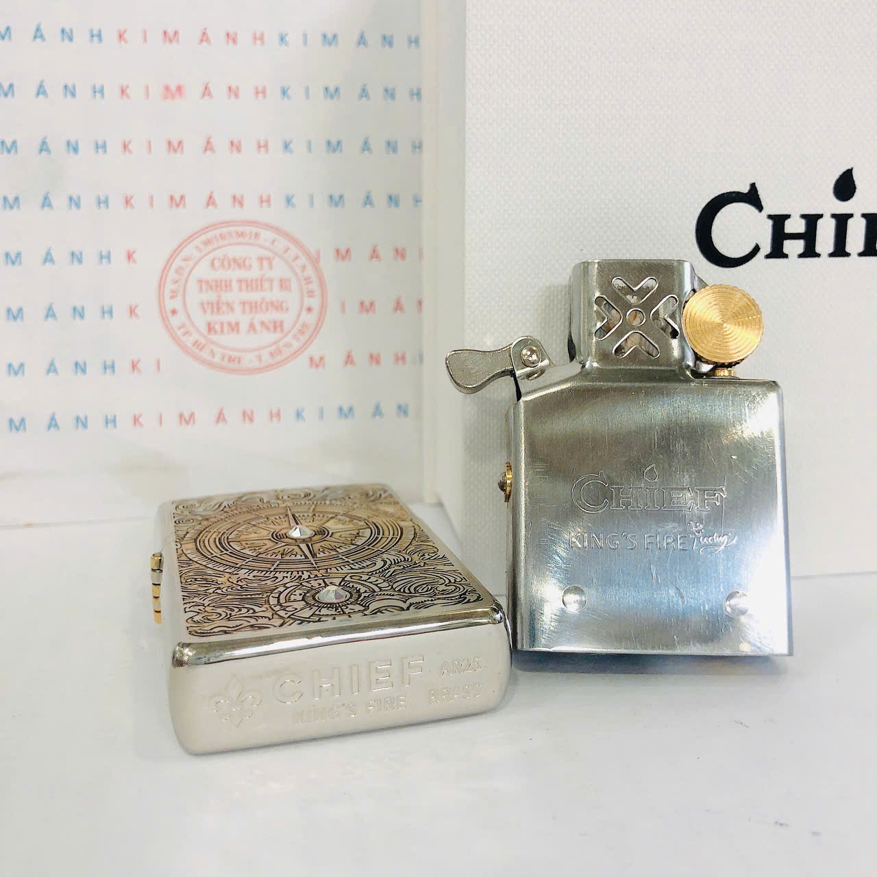 Bật Lửa CHIEF Chủ Đề Cánh Buồm Tình Yêu Mã CF2033N - Vỏ Đồng Nguyên Khối Càng Dùng Càng Bóng