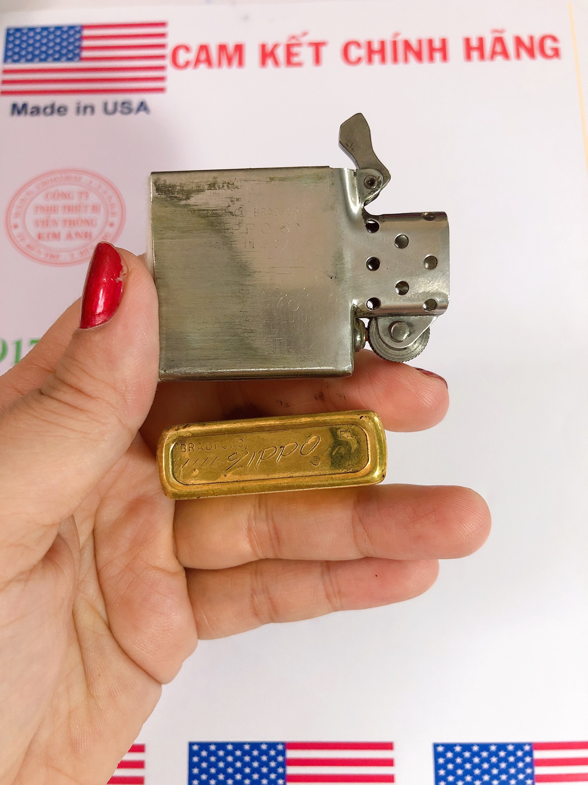 Bật lửa Zippo Mỹ Brass, chữ xéo sản xuất 1974