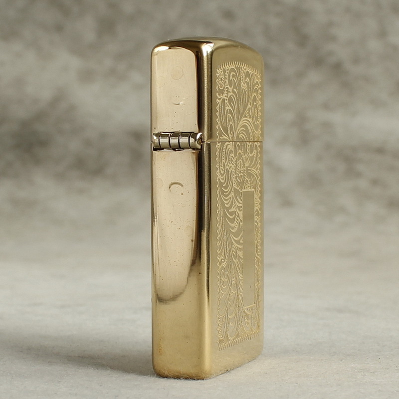 Bật lửa Zippo Slim Slim Mỹ chủ đề Hoa van Venice 1652B, hàng chính hãng có giấy nhập khẩu gửi kèm theo đơn hàng