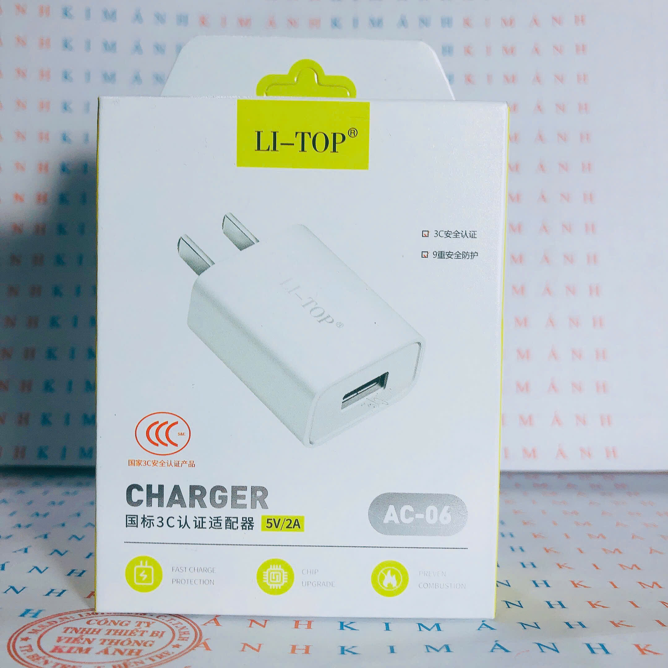Củ sạc LI-TOP AC06, dòng điện 5V-2A, đạt chứng nhận 3C tiêu chuẩn quốc gia, Kim Ánh bảo hành chính hãng 12 tháng