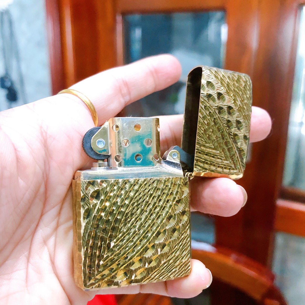 Bật lửa Zippo Armor Mỹ gõ búa 5 mặt mẫu mắt rồng, Hàng chính hãng