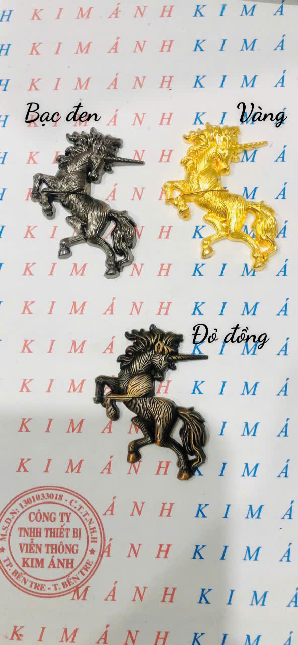 Eblem trang trí Zippo chủ đề Ngựa 1 Sừng chất liệu hợp kim nhôm, hàng chuẩn zin nhập Mỹ