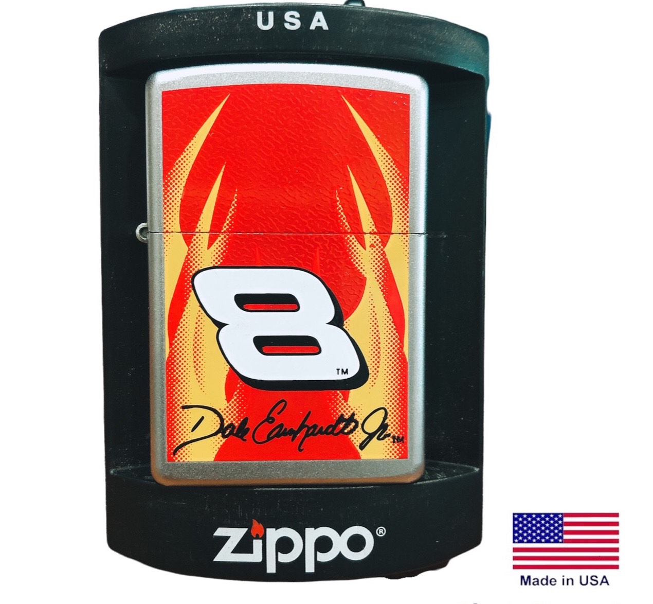 Bật lửa Zippo Mỹ Satin Chrome  in sơn số 8 và ngọn lửa, Hàng chính hãng
