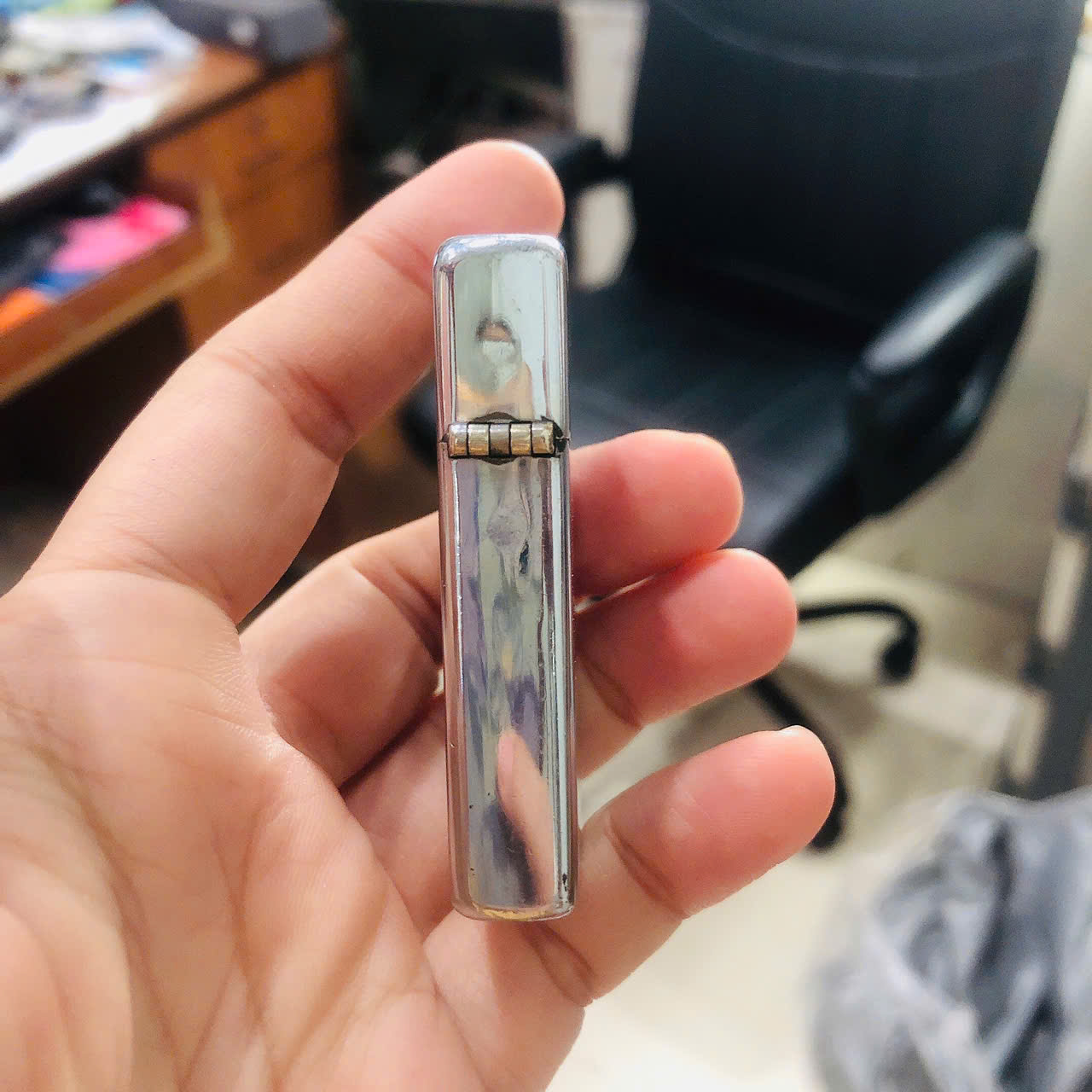 Bật lửa Zippo Mỹ Slim khắc laser LOVE RUSS & CHERI mộc đáy ngược chữ xéo hiếm gặp, sản xuất 1978