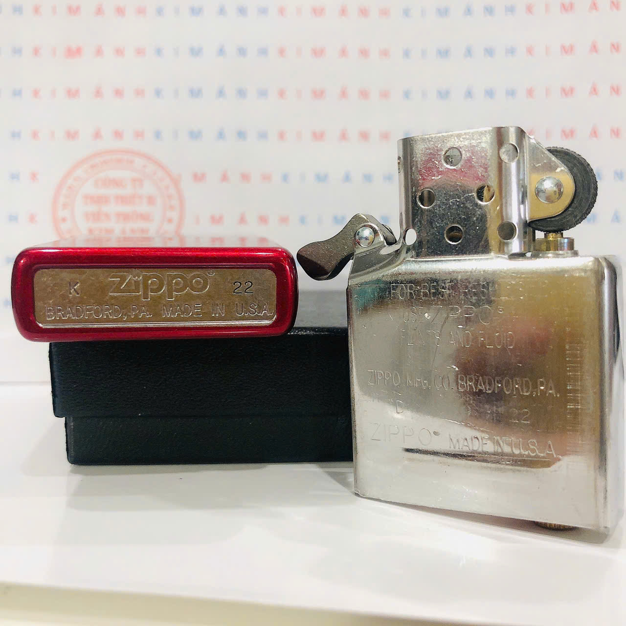 Hộp quẹt Zippo Brass MỸ chủ đề Candy Red, hàng chính hãng có giấy nhập khẩu gửi kèm theo đơn hàng