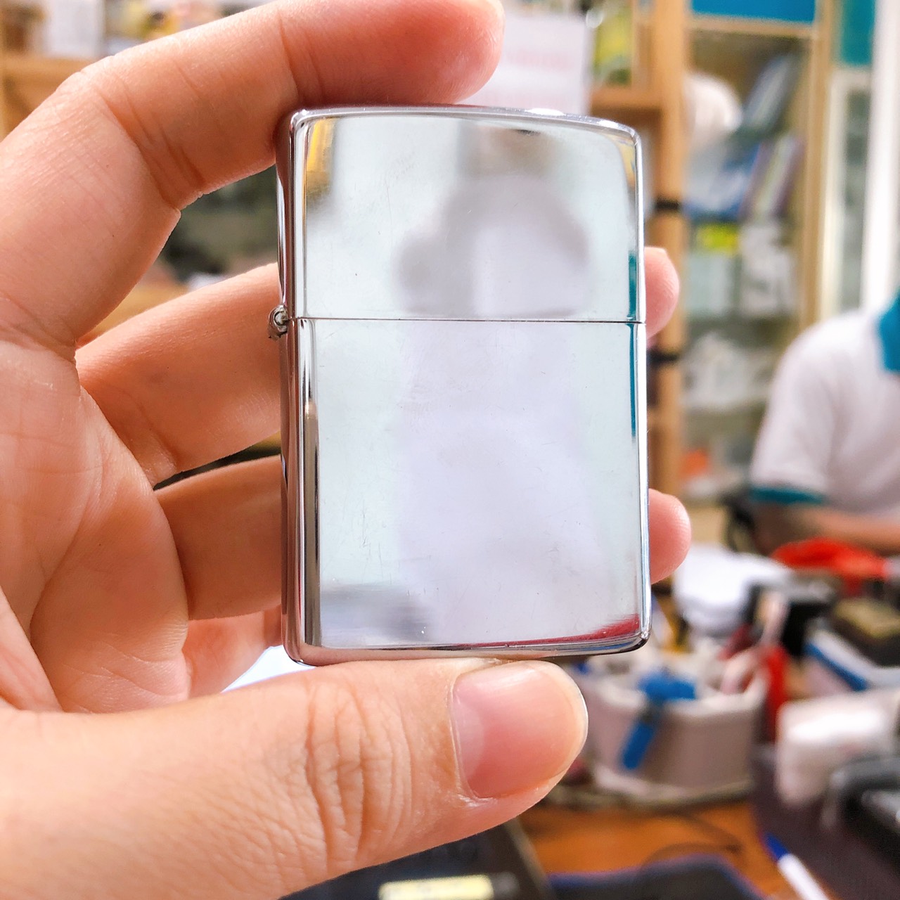 Bật lửa Zippo Mỹ high polish chrome, sản xuất 1981, Hàng chính hãng