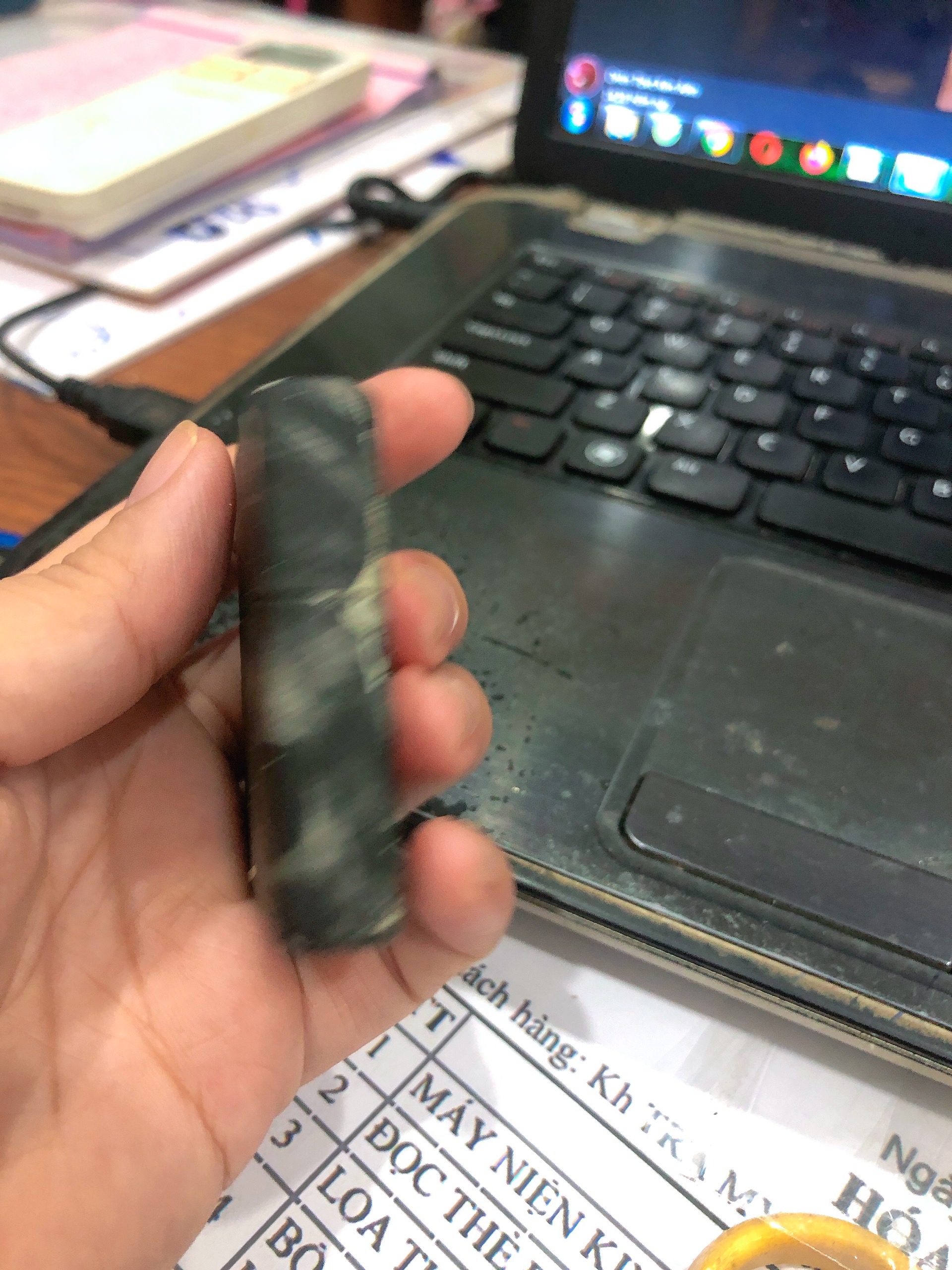 Bật lửa Zippo Mỹ sơn tĩnh điện màu đen mẫu đầu lâu huyền bí, Hàng chính hãng