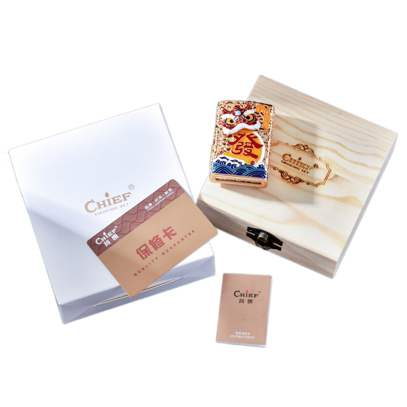 Bật lửa, hộp quẹt CHIEF chính hãng chủ đề Khảm men Lion Lucky Cat, hàng chính hãng vỏ bằng đồng càng dùng càng sáng