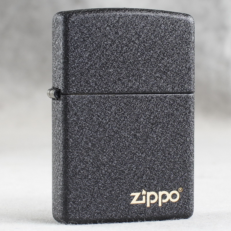 Bật lửa Zippo Mỹ Biểu Tượng Hoà Bình Black Crackle, hàng chính hãng có giấy nhập khẩu gửi kèm theo đơn hàng