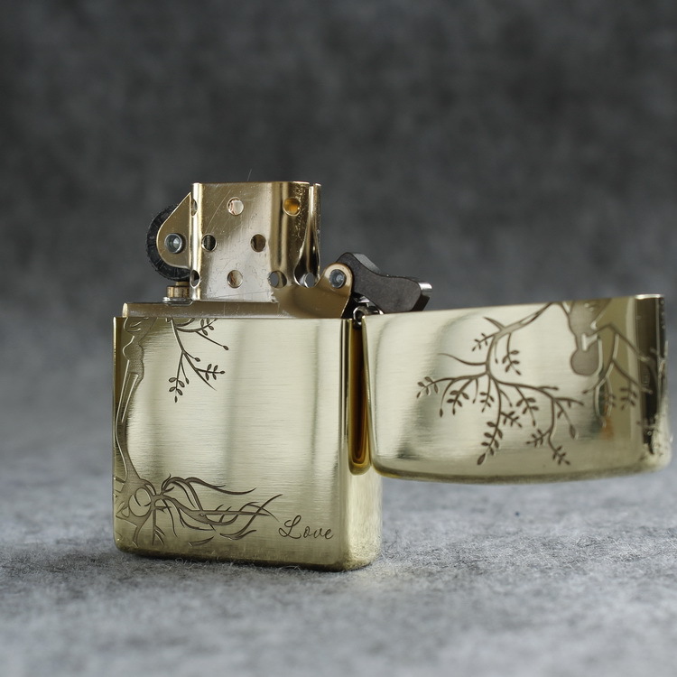 Bật lửa Zippo Mỹ chủ đề Cây Tình Yêu Cùng Lời Hứa Mãi Bên Nhau, hàng chính hãng có giấy nhập khẩu