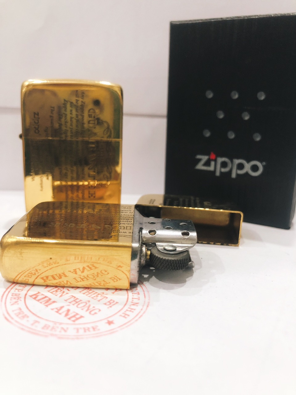 Bật lửa Zippo phiên bản 1941, khắc chìm GUARANTEE,  Hàng loại 1 vỏ bằng đồng có tem đỏ