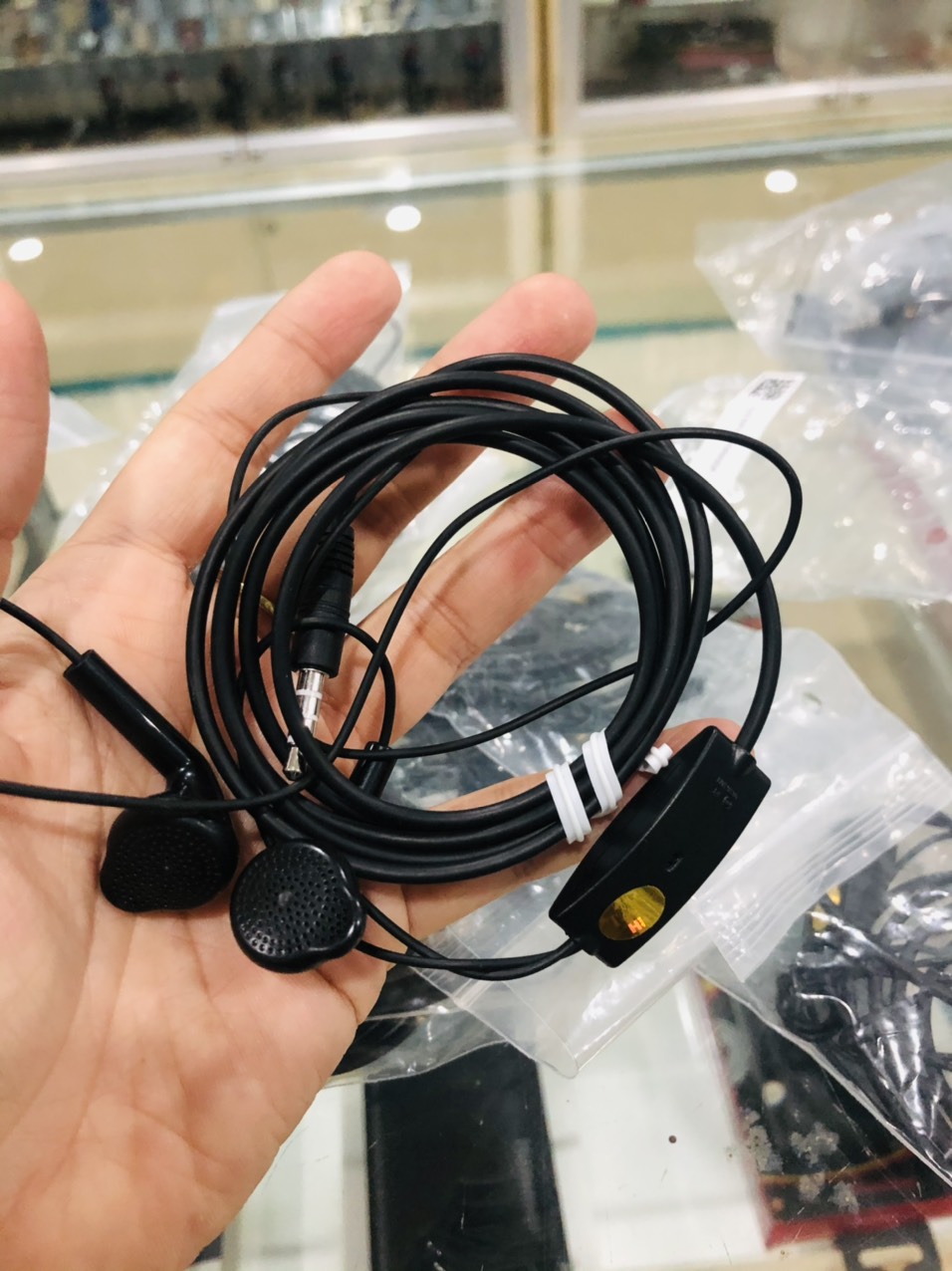 TAI NGHE M20 ZIN BÓC MÁY DÙNG CHO ĐIỆN THOẠI SAMSUNG, ZẮC 3.5 LY