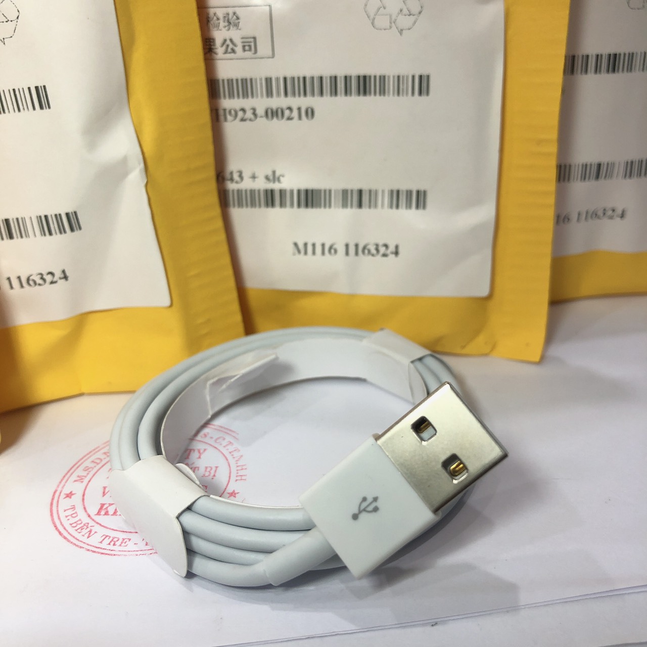 Cáp túi vàng xuất Nhật Loại 6IC Zin chân cắm I , trên dây có in 6IC
