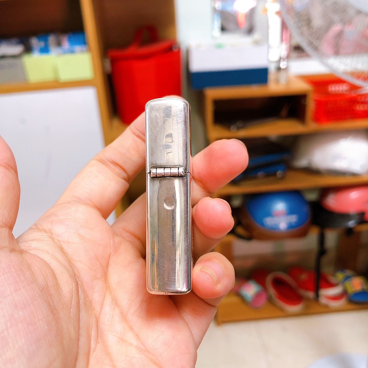 Bật lửa Zippo Mỹ Lacke bạc khắc ăn mòn Xe Zippo, sản xuất 1999, hàng chính hãng