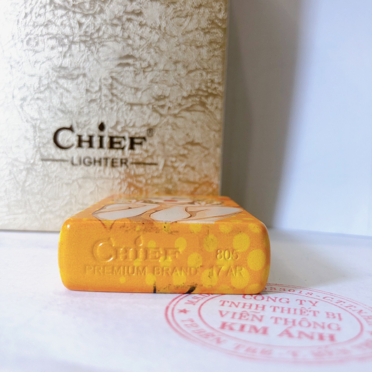 Bật lửa, hộp quẹt Chief đồng nguyên chất chủ đề Cô Gái Môi Đỏ, hàng loại 1 cao cấp vỏ bằng đồng