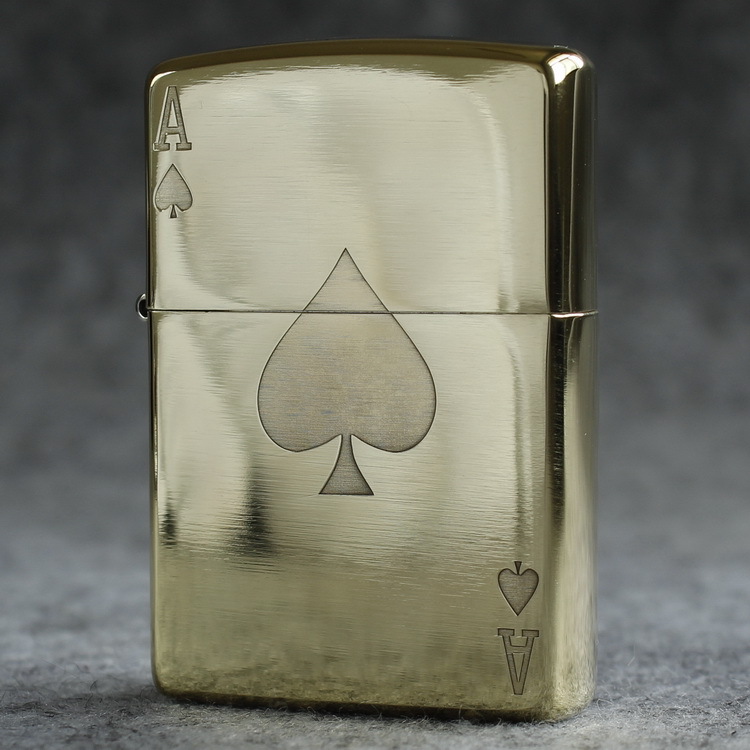 Bật lửa Zippo Mỹ Treasure 204B Chủ Bài Át Bích, Cam kết hàng chính hãng có giấy Hải quan gửi kèm đơn hàng