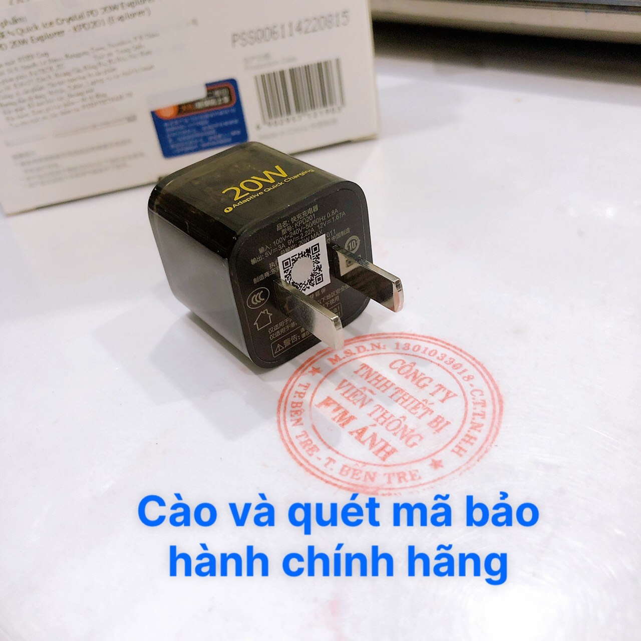 Cóc sạc nhanh PISEN Quick Ice Crystal PD 20W Explorer KPD201 siêu nhỏ, vỏ ngoài trong suốt lộ main, Hàng chính hãng