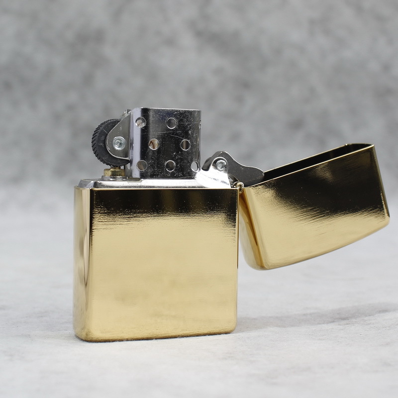 Hộp quẹt, bật lửa Zippo Brass MỸ mã 205 chủ đề La Bàn cẩn xà cừ, hàng chính hãng có giấy Hải Quan đi kèm