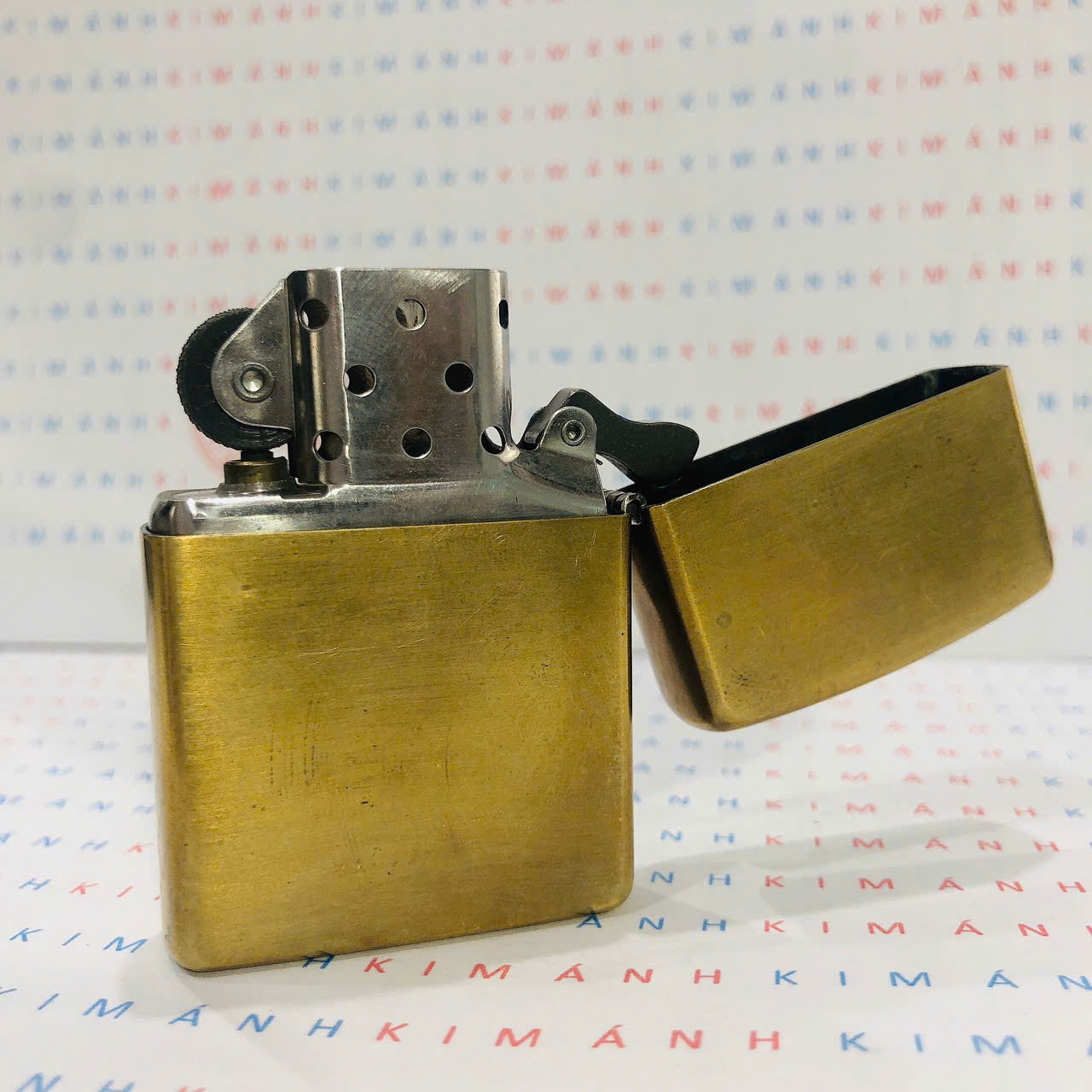 Bật lửa Zippo Mỹ chủ đề Ngôi Sao Brass, Cam kết hàng chính hãng có giấy Hải quan gửi kèm đơn hàng