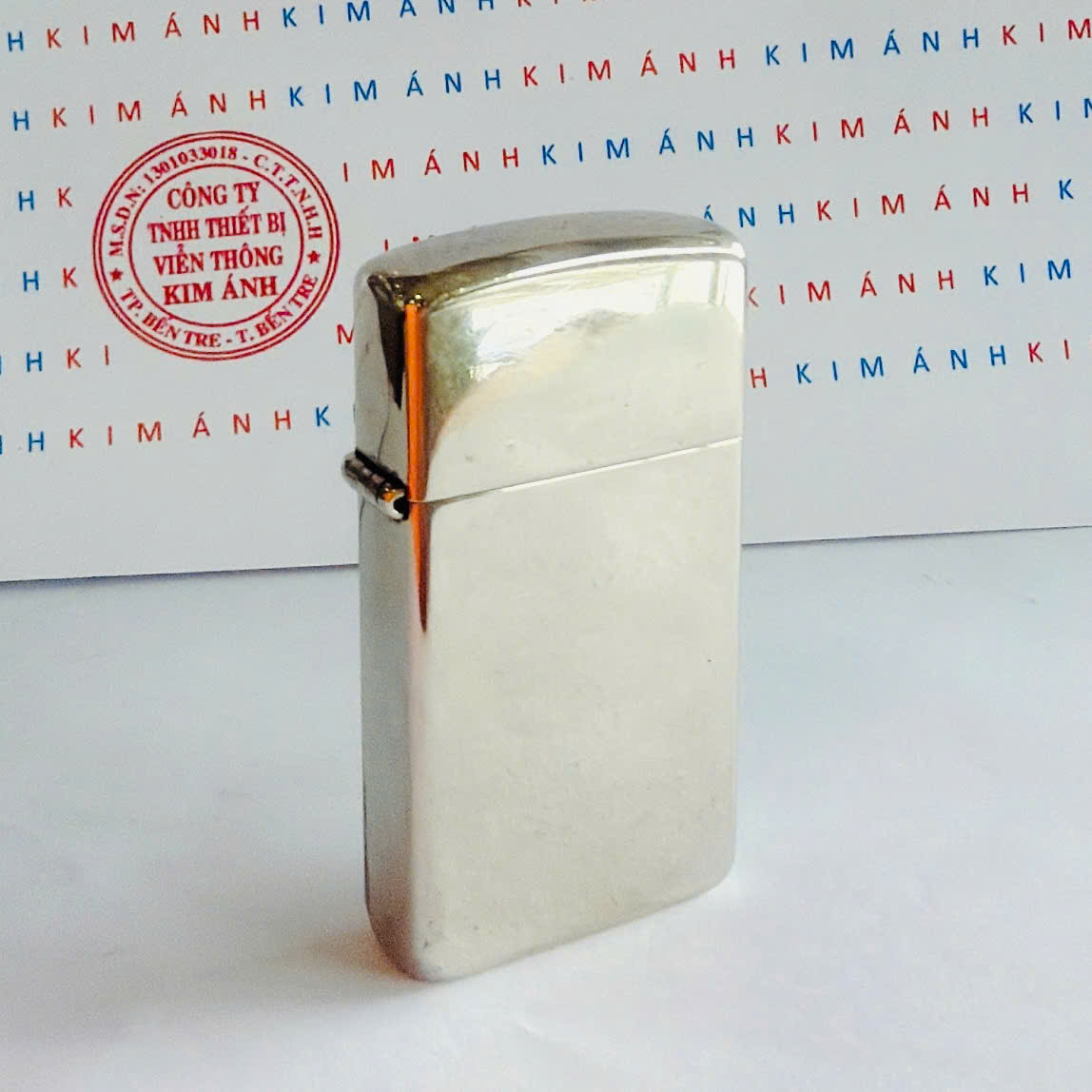 Bật lửa Zippo Slim Mỹ chủ đề TATTOO, hàng chính hãng có giấy Hải quan gửi kèm đơn hàng