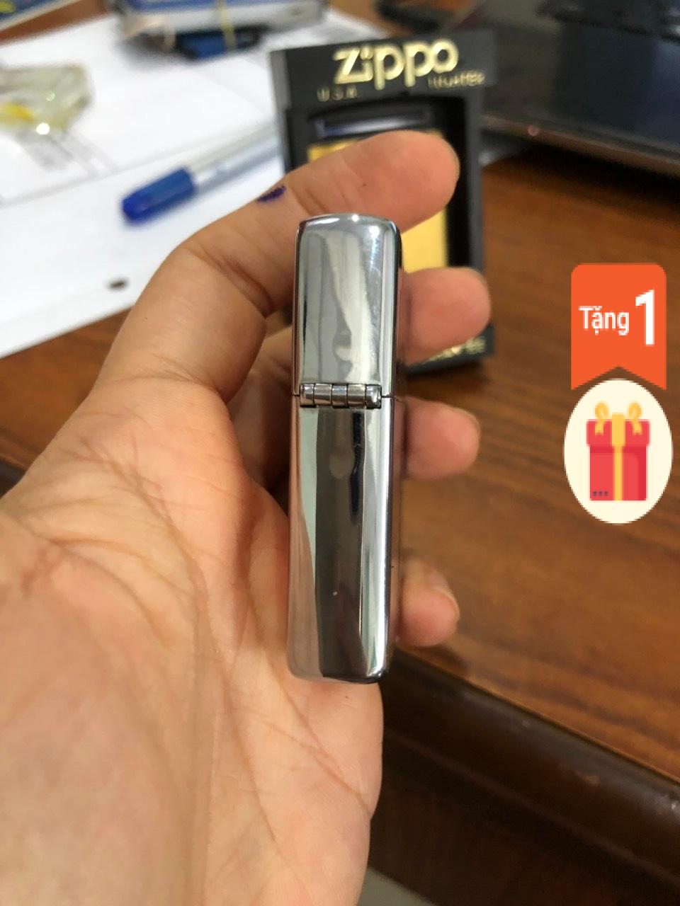 BẬT LỬA ZIPPO MỸ CHROME BÓNG KHẮC ĂN MÒN ĐỔ SƠN WINDY GRIL - BIỂU TƯỢNG CÔ GÁI HUYỀN THOẠI 1999