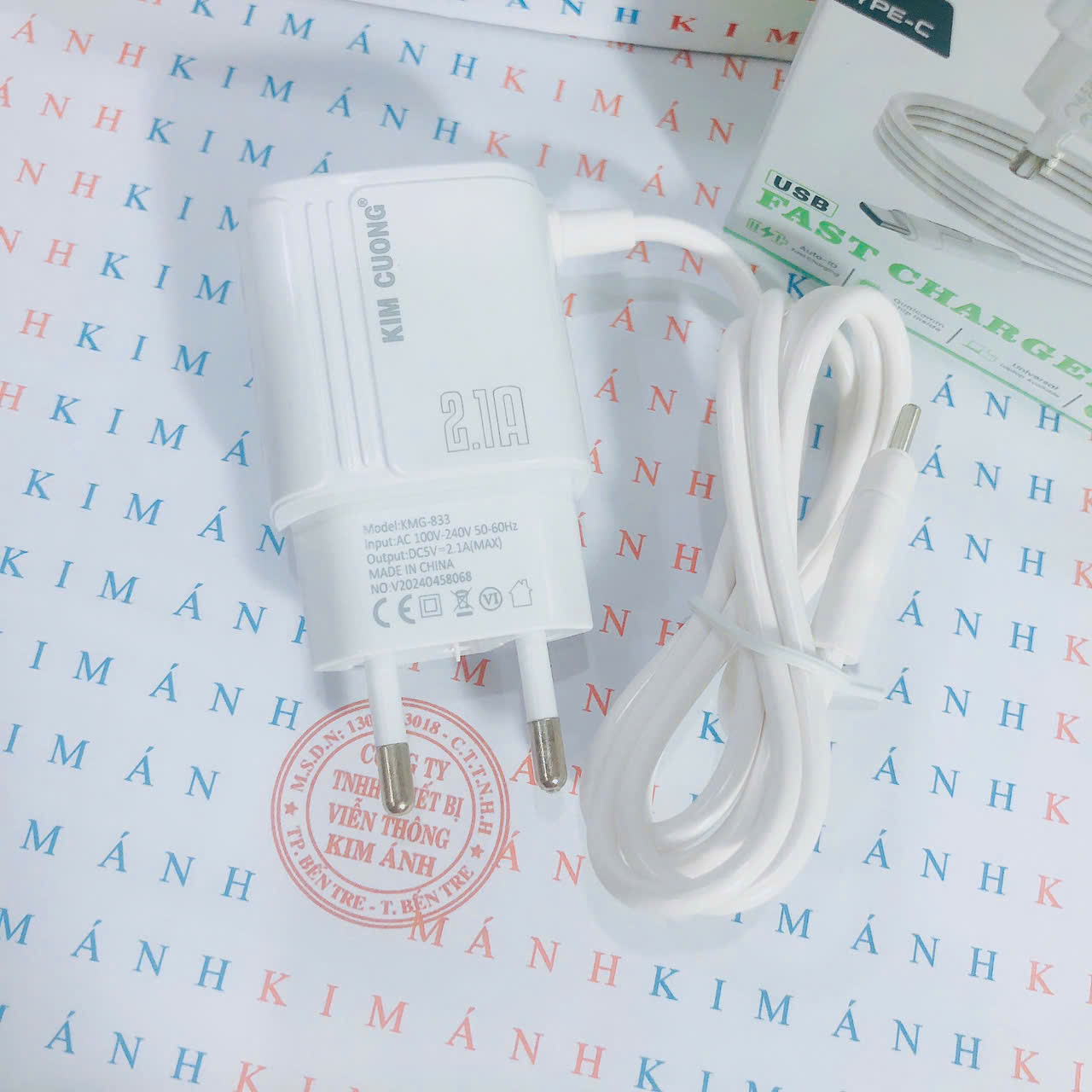 Sạc điện thoại Kim Cương KMG 833 2.1A chân Type C có thêm cổng USB, đạt chất lượng CE - Hàng Chính Hãng bảo hành 1 năm