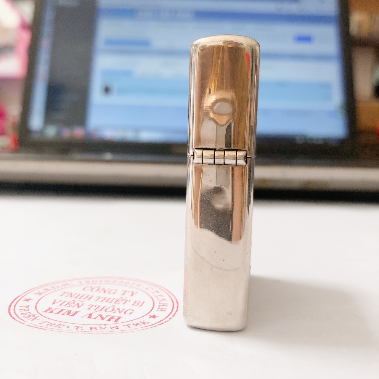 Bật lửa Zippo Mỹ lacke bạc khắc ăn mòn full nắp chủ đề Since 1932, Zippo for the light of your life, hàng chính hãng