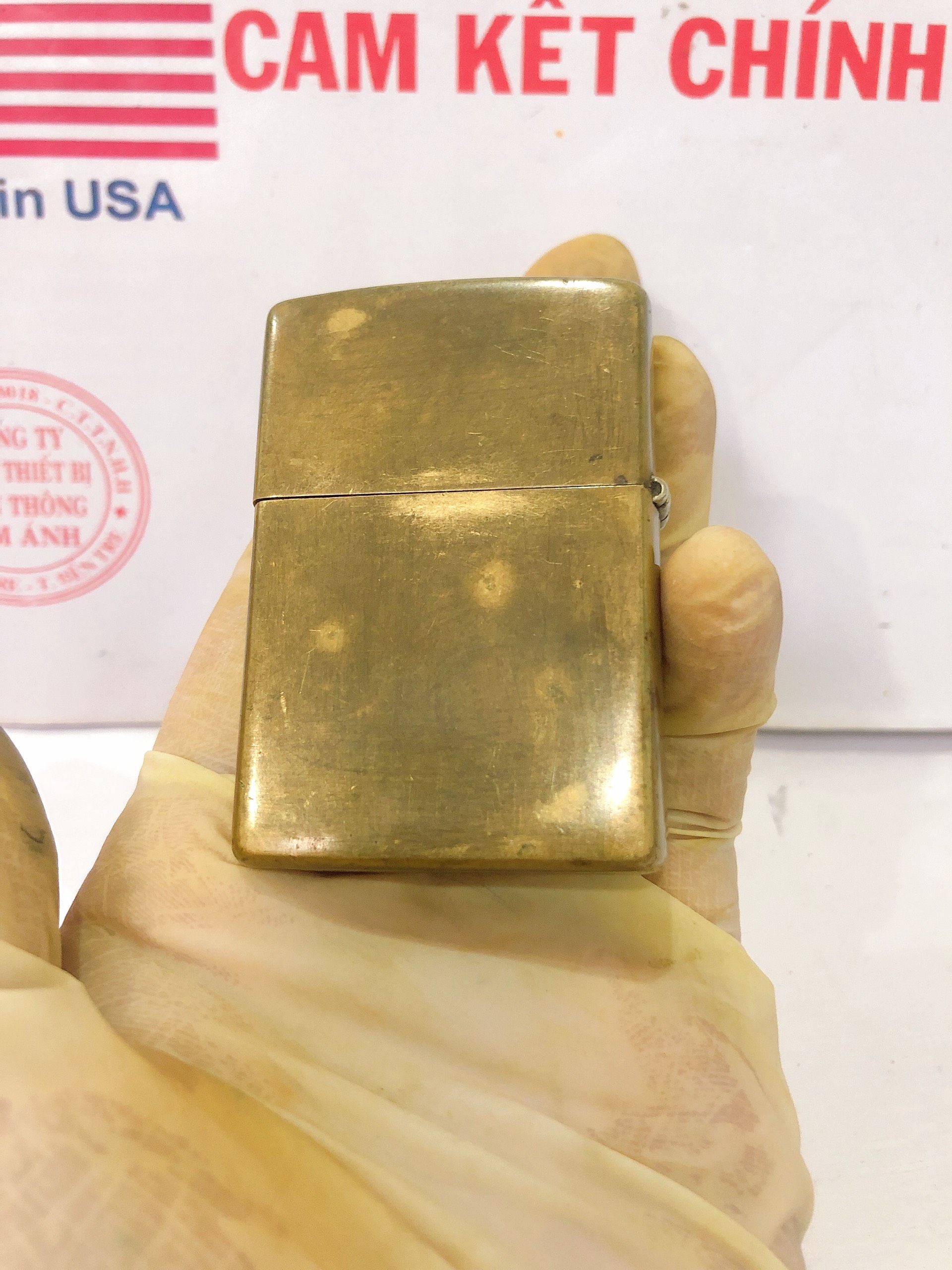 Bật lửa Zippo Mỹ Brass, Khắc ăn mòn chủ đề LIBERTY - Nữ Thần Tự Do, sản xuất 1996, Hàng chính hãng