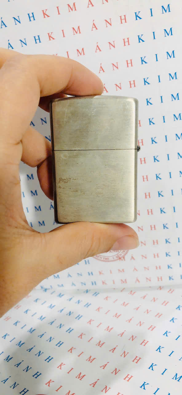 Hộp quẹt Zippo Mỹ BOSS COFFEE Lacke bạc, XIII la mã sản xuất 1997, Hàng chính hãng nhập Mỹ